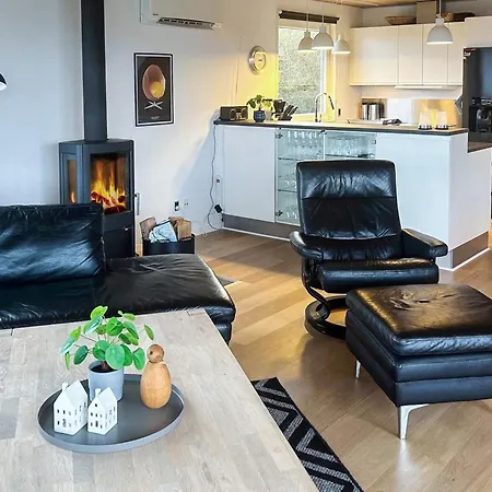 Luxury Retreat In Hejlsminde - By Traum 度假居 *