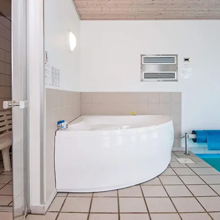 Luxury Retreat In Hejlsminde - By Traum *